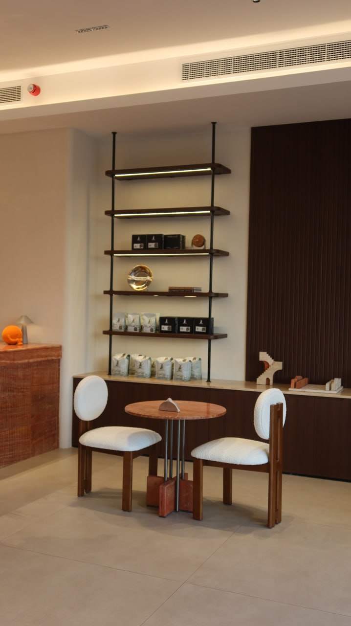 Display shelving project photo